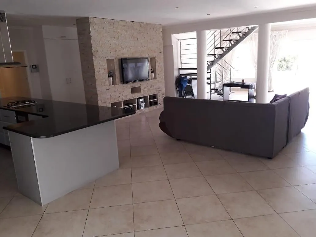 Sunset Retreat - A Home-Away-From-Home Port Elizabeth