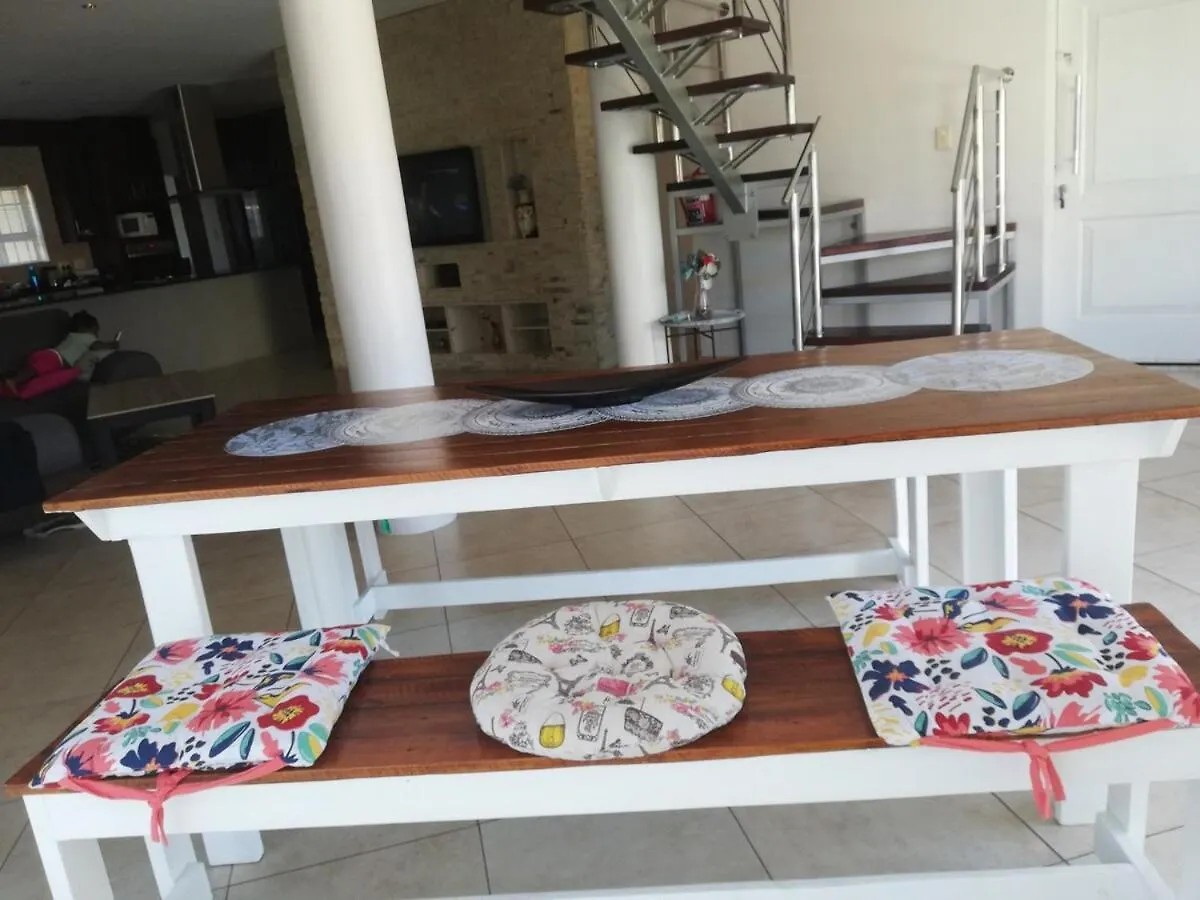 Sunset Retreat - A Home-Away-From-Home Port Elizabeth South Africa